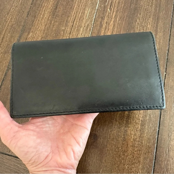 Lord & Taylor check book holder/wallet - Picture 9 of 14